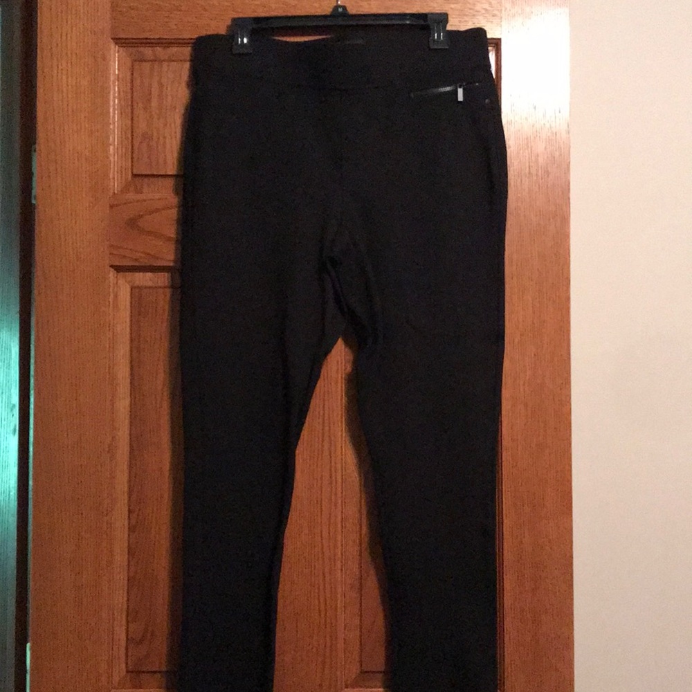 DKNY pull on pants
